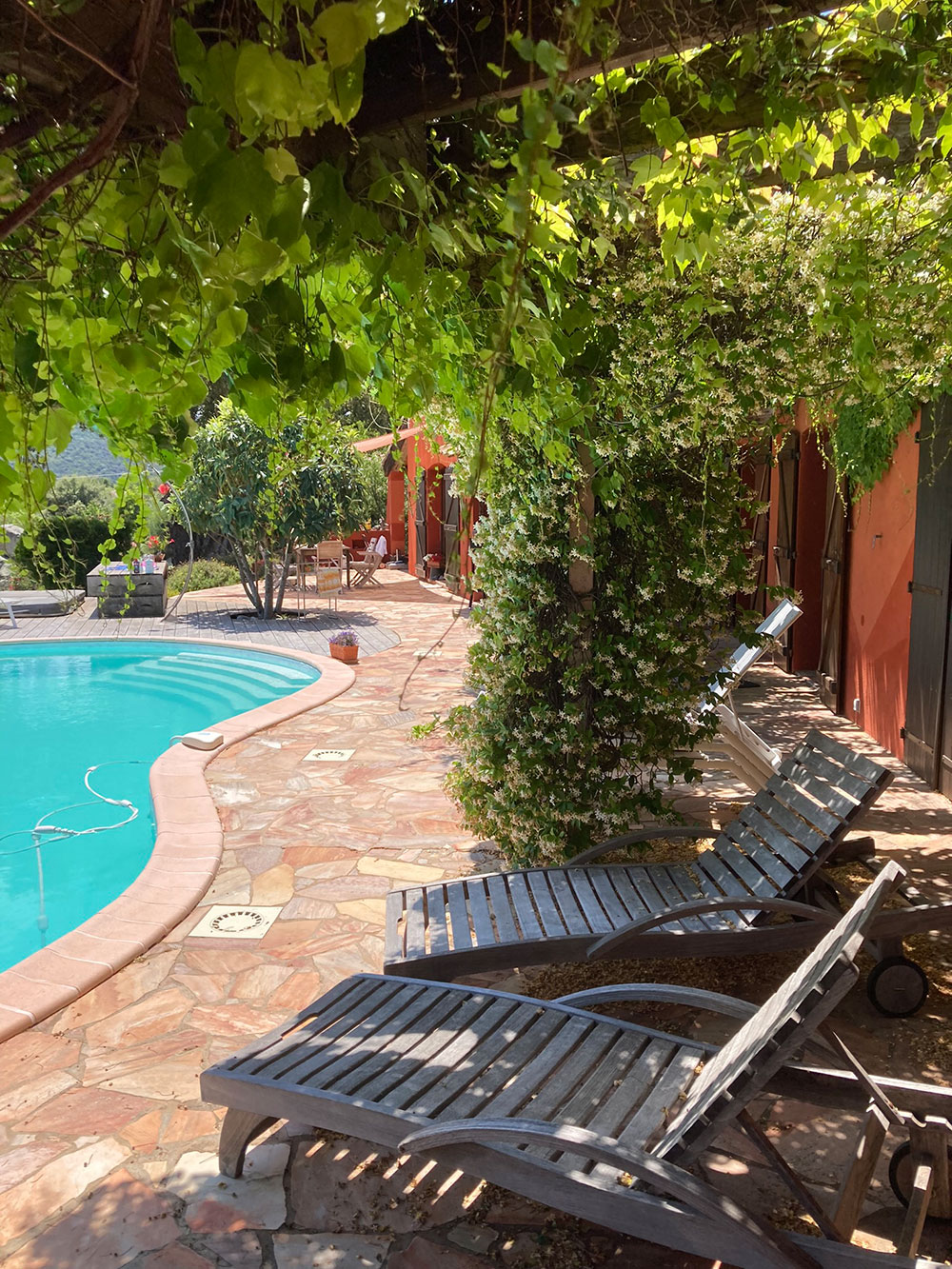 Korsika Ferienhaus Villa II Außen Pool und Terrasse